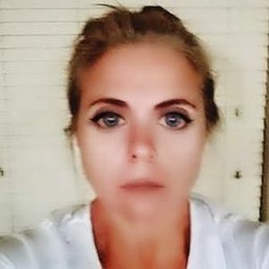 Meet your Posher, Dana colleen